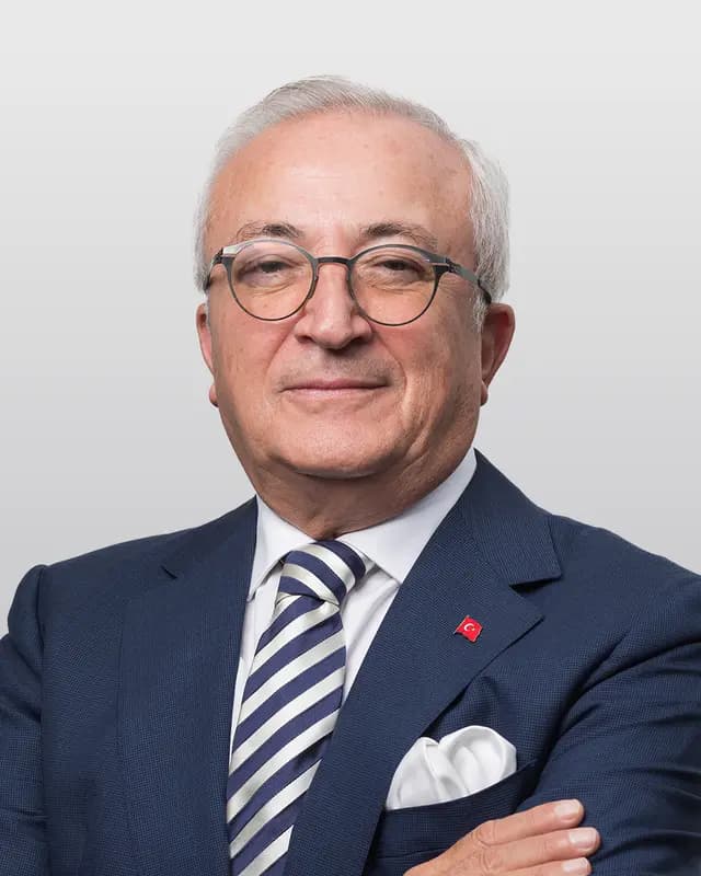 YAŞAR ARSLAN